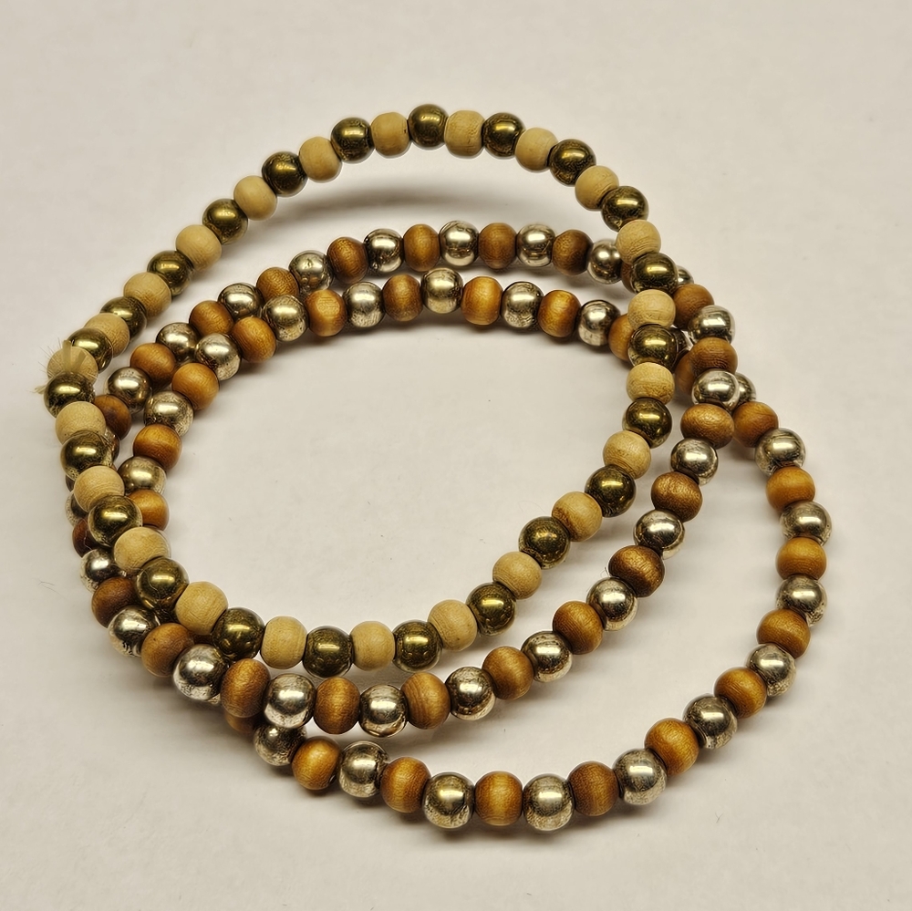 Wooden Bracelets and Necklace Bundle - Picture 6 of 7